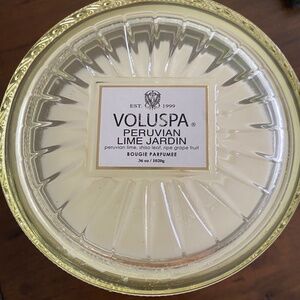 NWT Voluspa peruvian lime jardin candle 36 oz